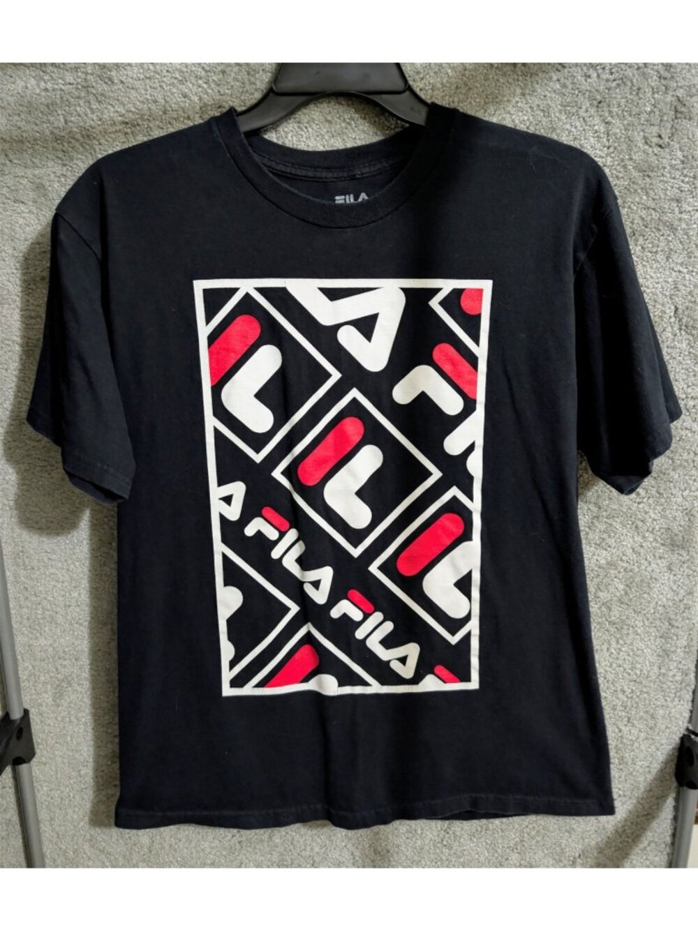 FILA Men's L Black Graphic Logo T-Shirt 100% Cotton Red White 036